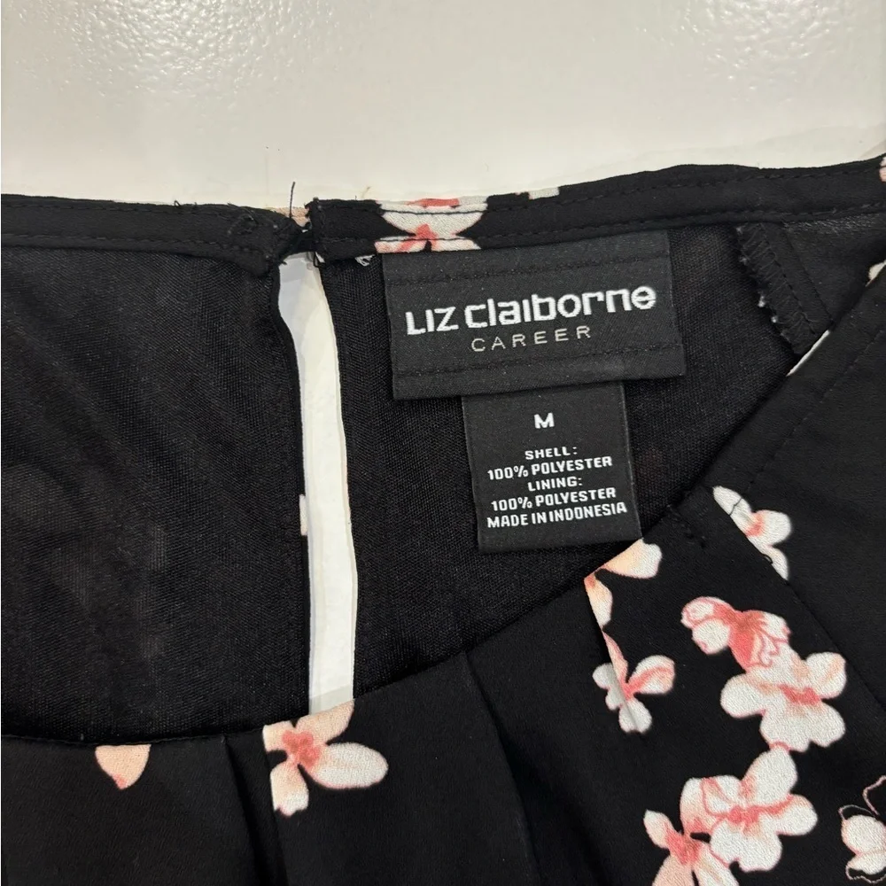 Liz Claiborne Black Floral Blouse size Medium mint condition - Picture 3 of 9
